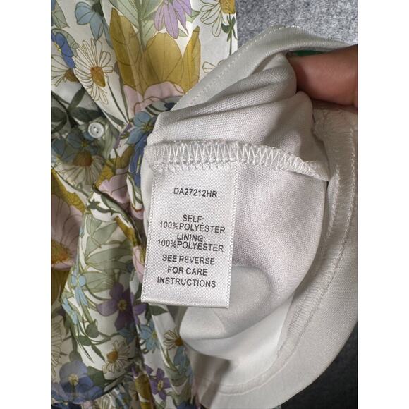 Aura Dress Women Small Short Sleeve Tiered Floral‎ V Neck Boho Feminine Relax - Picture 4 of 9